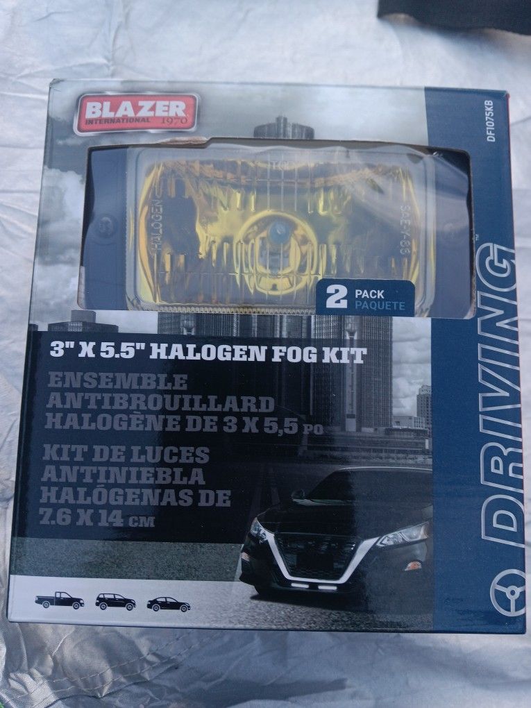 Brand New Blazer Halogen Fog Lights 