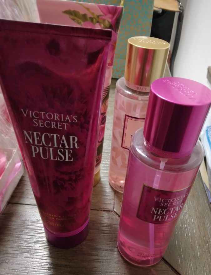 VS MIST AND CREAM SETS