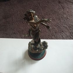 Bronze Lady Of The Lake