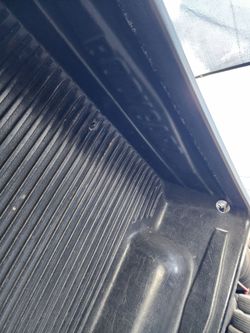 Bed liner plastic for nissan pick up d21 just$100 obo