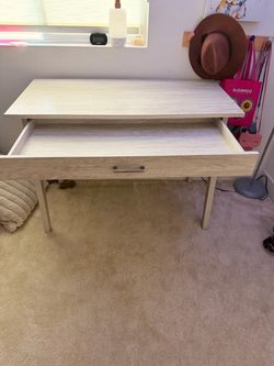 Light Wood Desk with Drawer