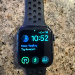 Apple Watch series 4 