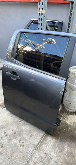2019 2020 2021 FORD RANGER REAR RIGHT DOOR