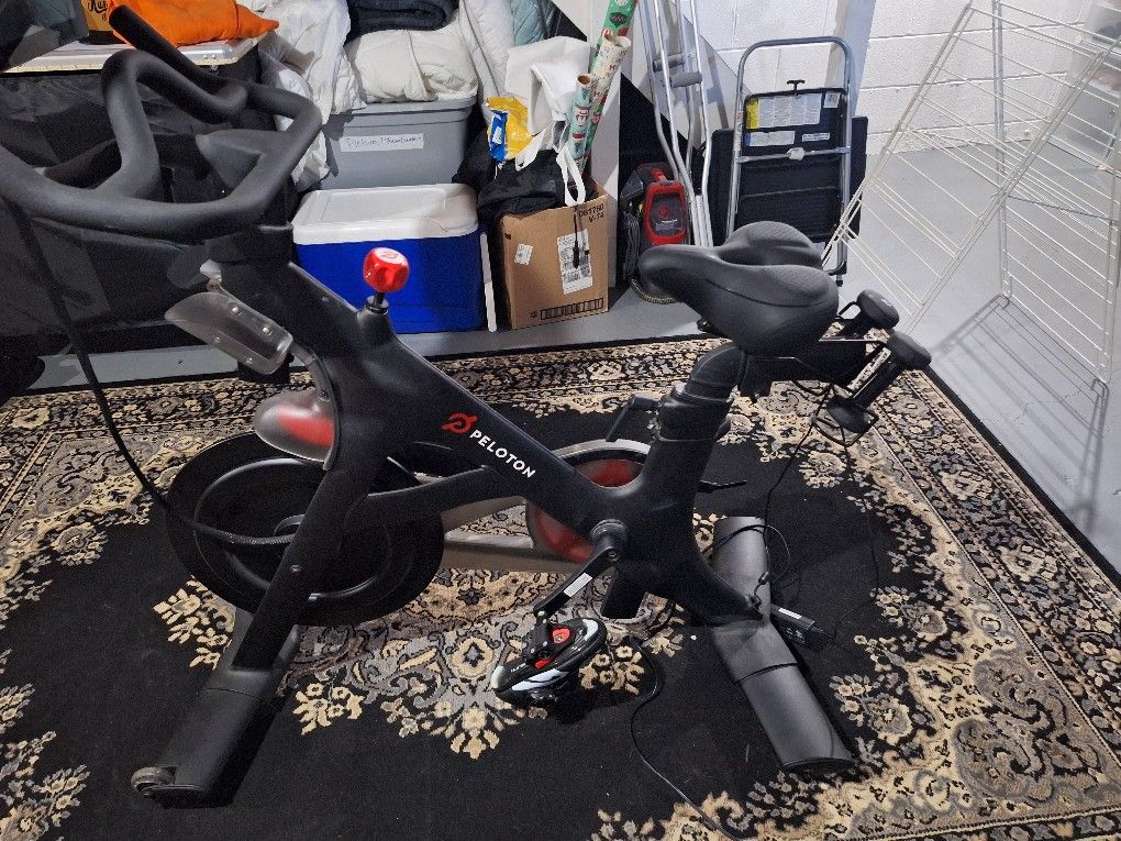 Peloton Bike