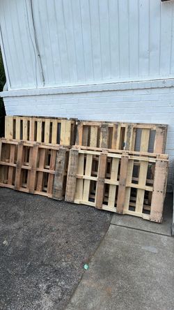 Pallets free
