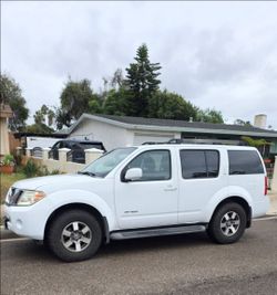 2008 Nissan pathfinder 4x4