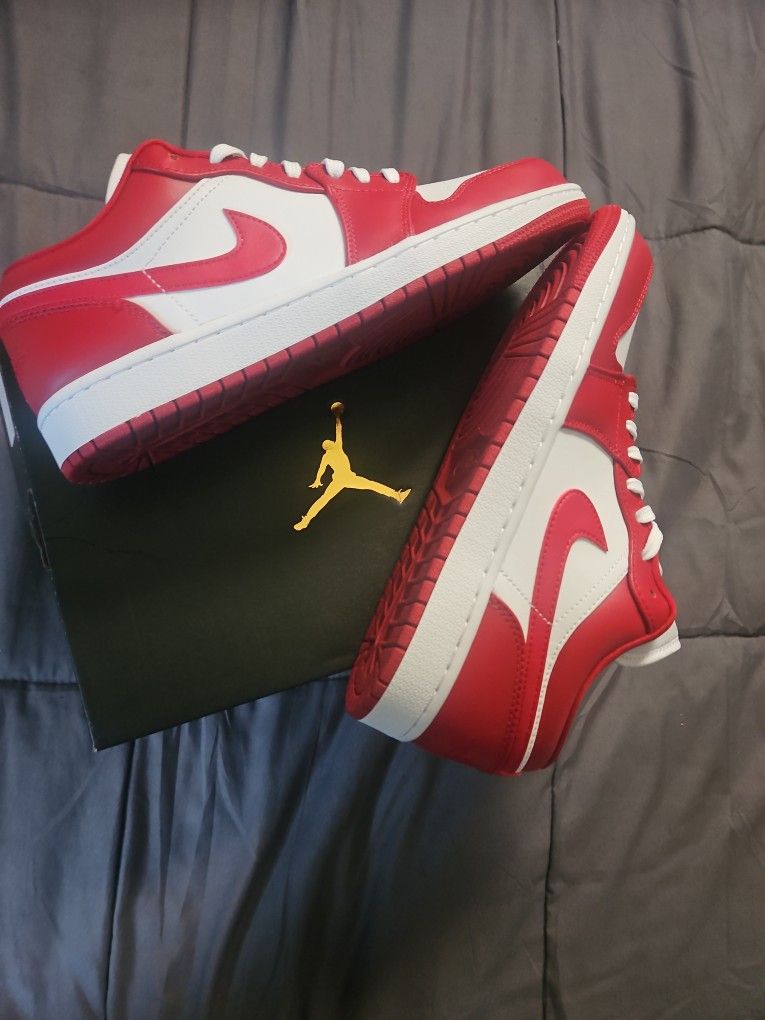 Air Jordan 1 Low Us Man Size 8.5