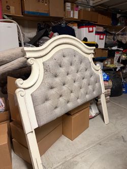 Full size bed