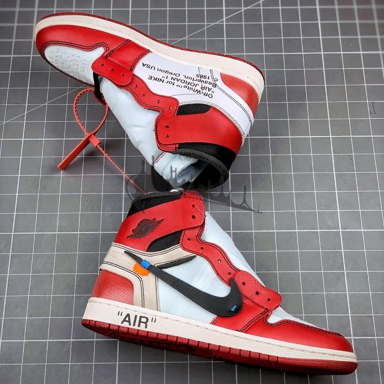 AJ 1 Red Black Drip Chicago Custom Shoes Sneakers (SHIPPING ONLY READ THE  DESCRIPTION) for Sale in New York, NY - OfferUp