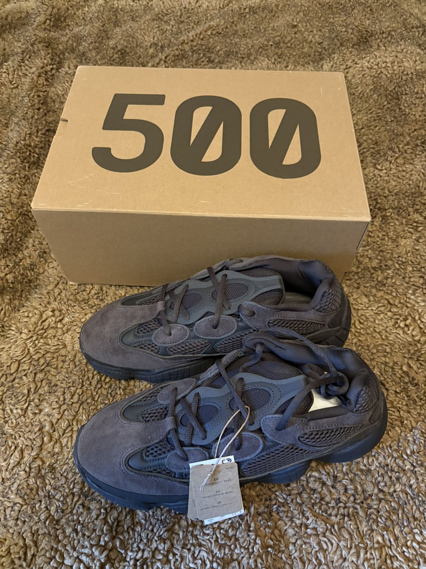 Deadstock Adidas Yeezy 500 Utility Black Size 10.5 – Brand New in Box