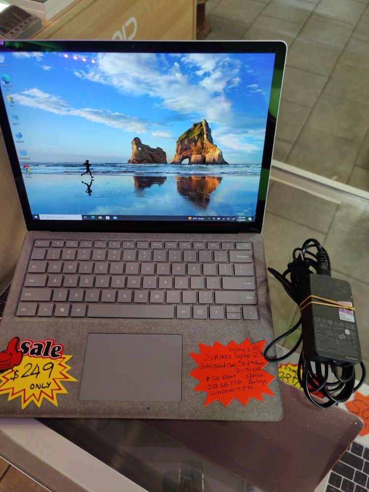 Microsoft Surface Laptop 2 Intel Quad Core i5-8th (contact info removed), 8gb Ram, 256gb SSD, Win 10 Pro Microsoft Office , Charger.