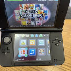 Nintendo 3DS XL And 5 Games 
