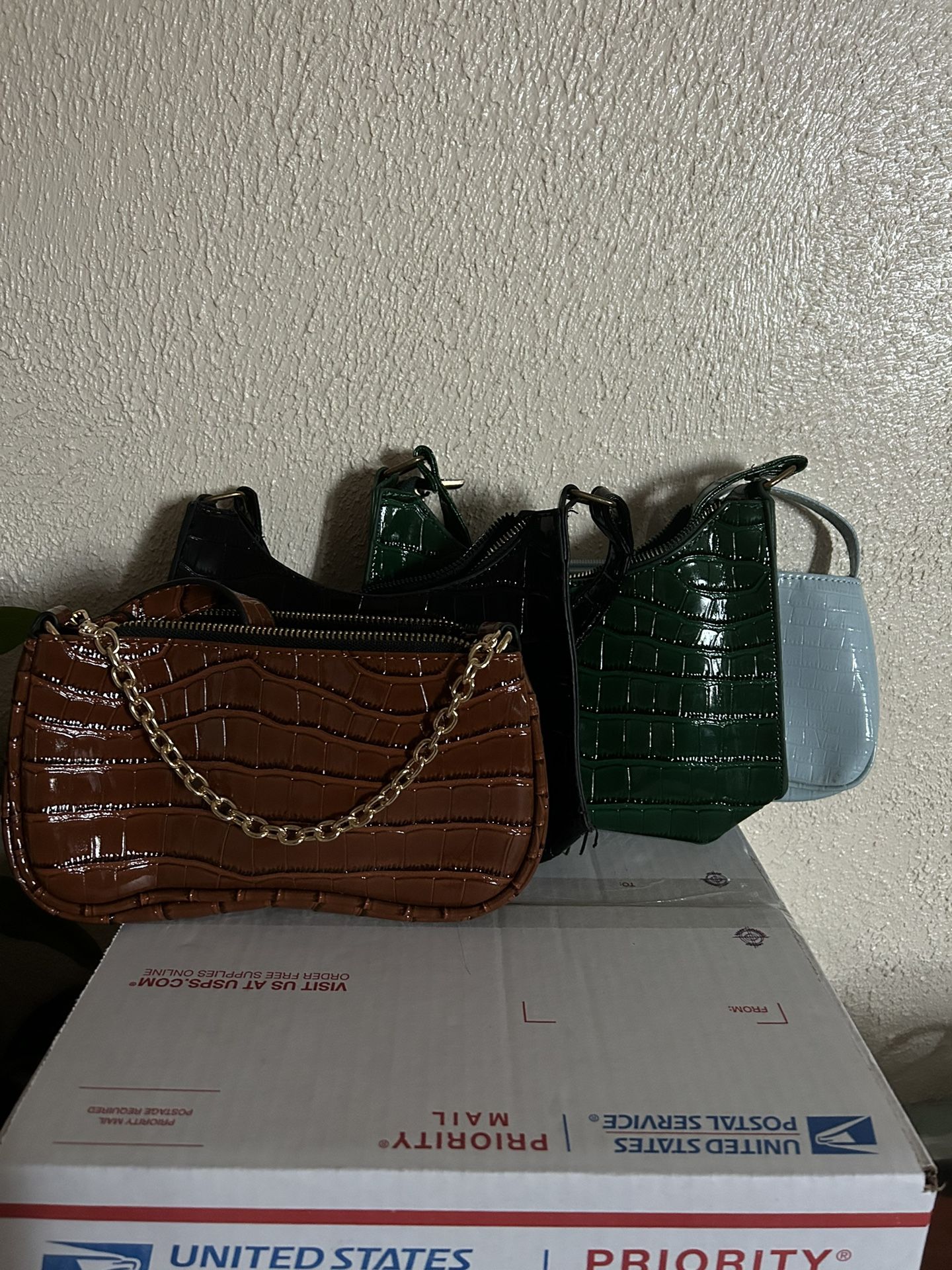 Women Purses/ Bags