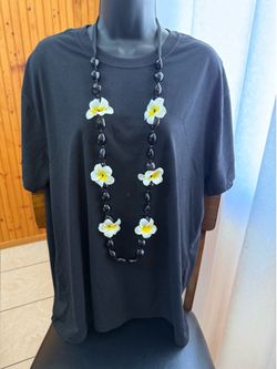 🎓Graduation 🌺 Black Hawaiian leis