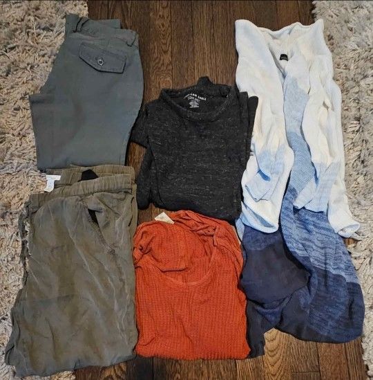 (5) Piece Womans Size Small Clothing Lot 