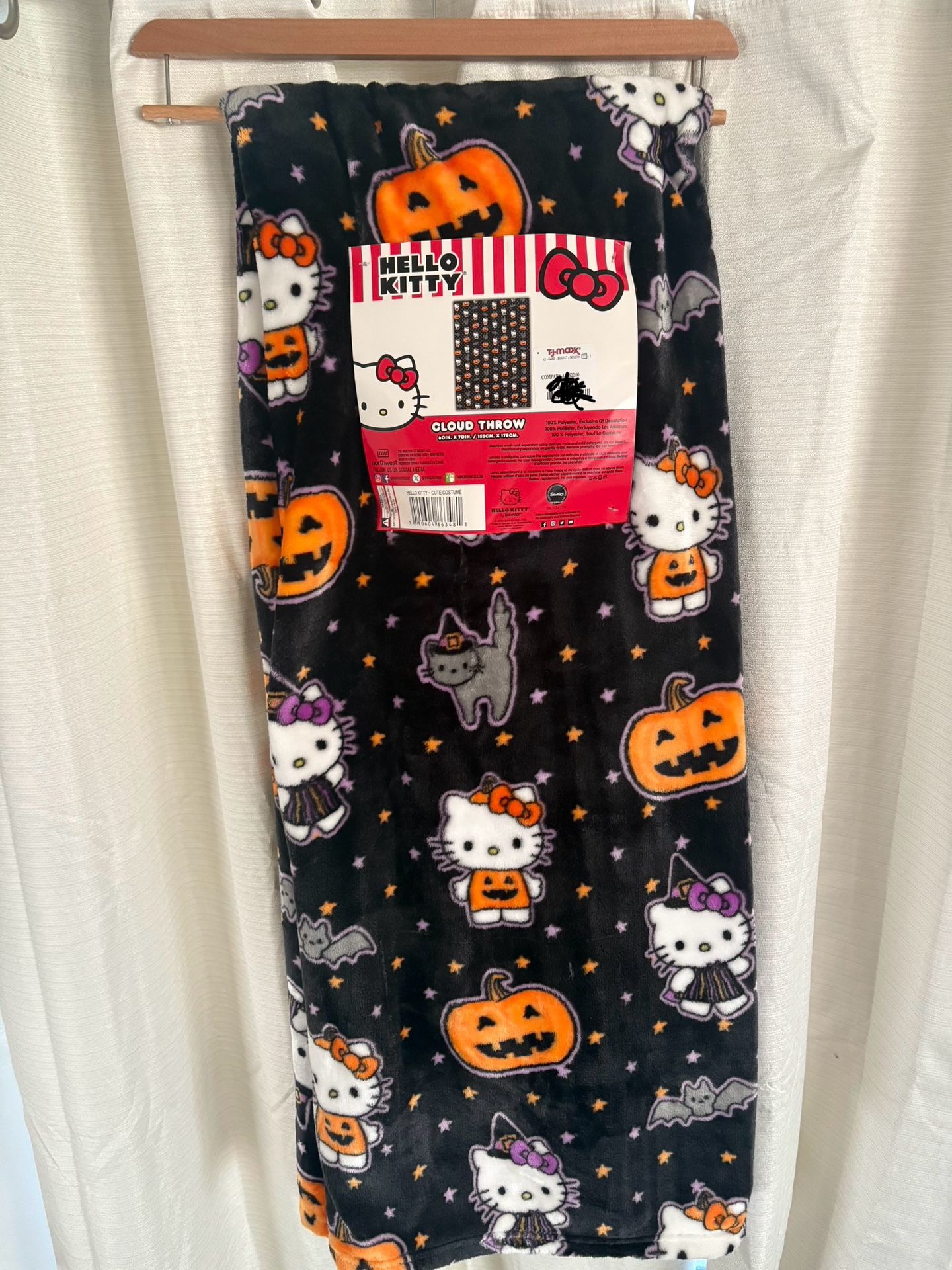 Hello Kitty Blanket