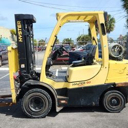 Hyster Forklift 6000 Lbs Capacity Pneumatic Tires 