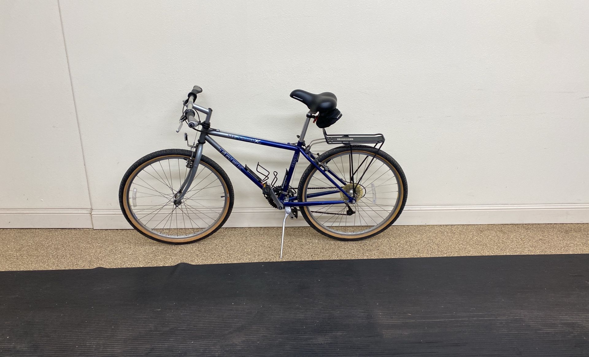 Trek 850 16.5” 21 Speed Mt. Track Bike