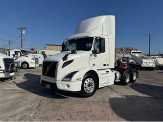 2020 Volvo VNR