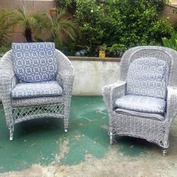 White Wicker Patio Chairs 