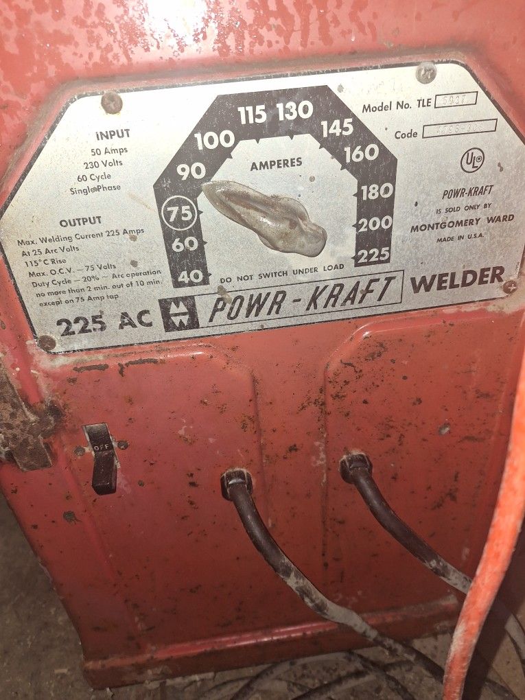 Welder two hundred and twenty five aunt powercraft stick welder