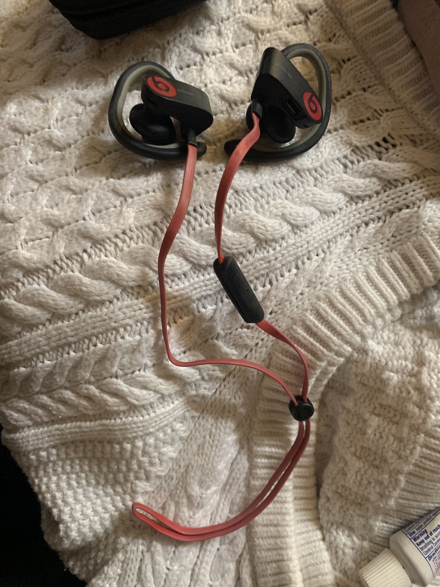 BEATS by dre wireless headphones