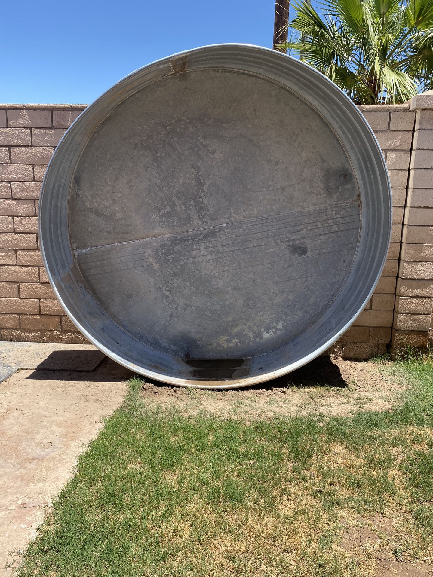 Stock Tank -700 Gallons