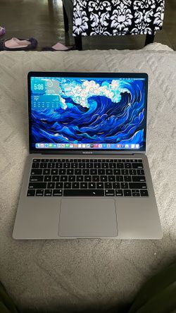 2018 Mackbook Air-13 in-/8 gb ram-/256 ssd