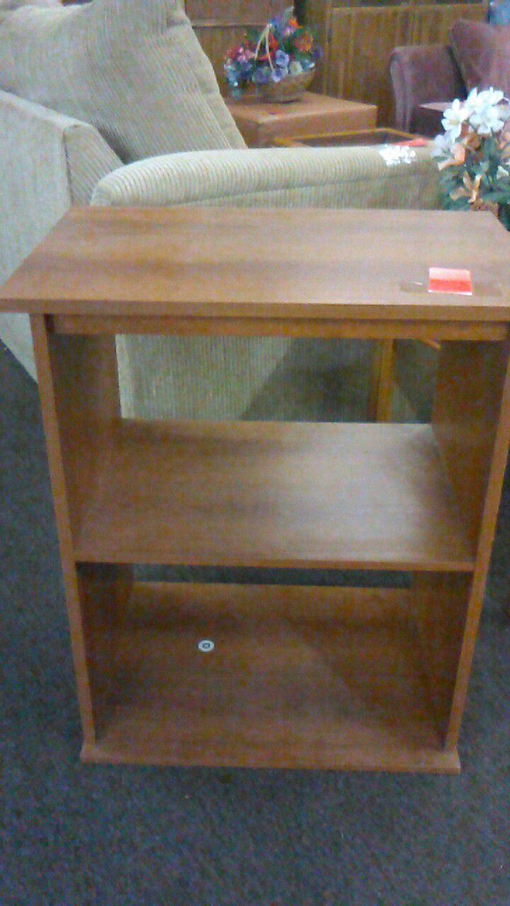 Small Shelf Stand #370