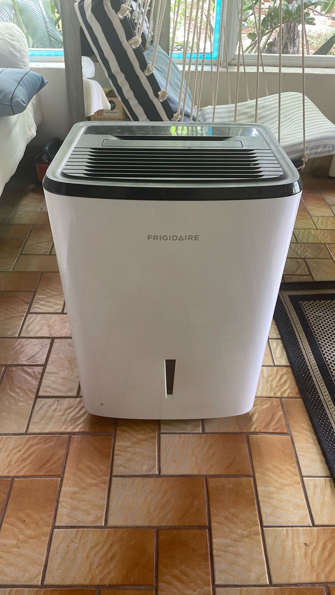 Frigidaire 35‑Pint Dehumidifier (Model FFAD3533W10) – Like New, Used Only Once