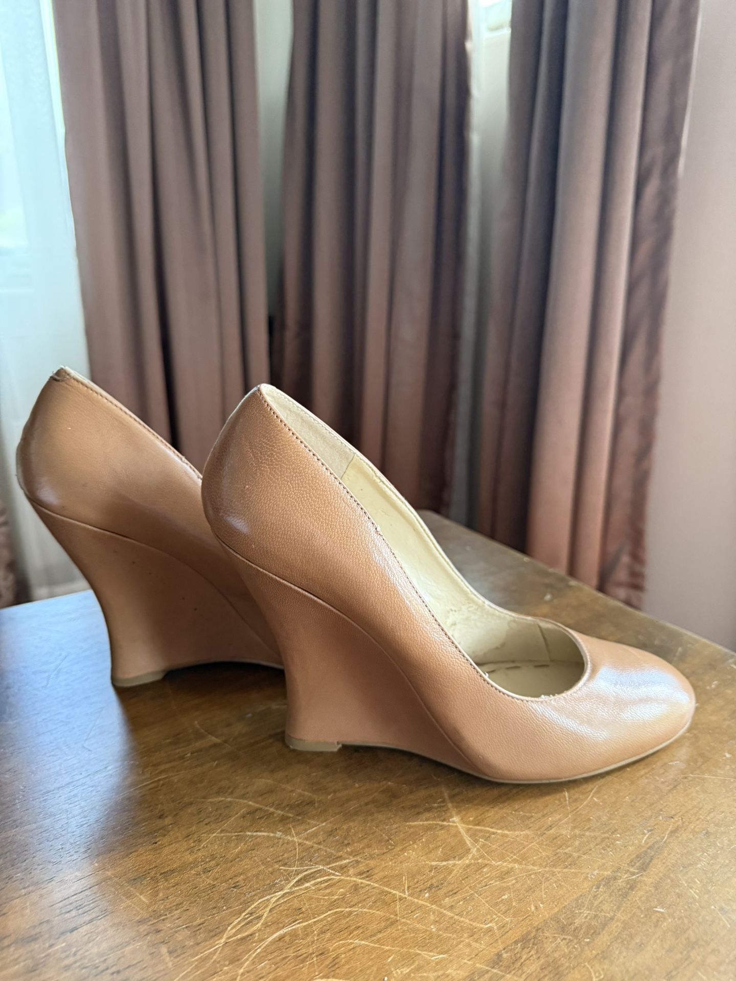 Nine West Wedge Heels Size 9