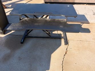 Stand up desk adjustable