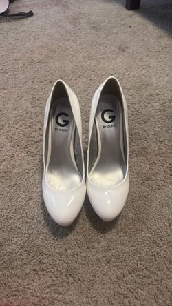 Bright white leather high heel (size 8)