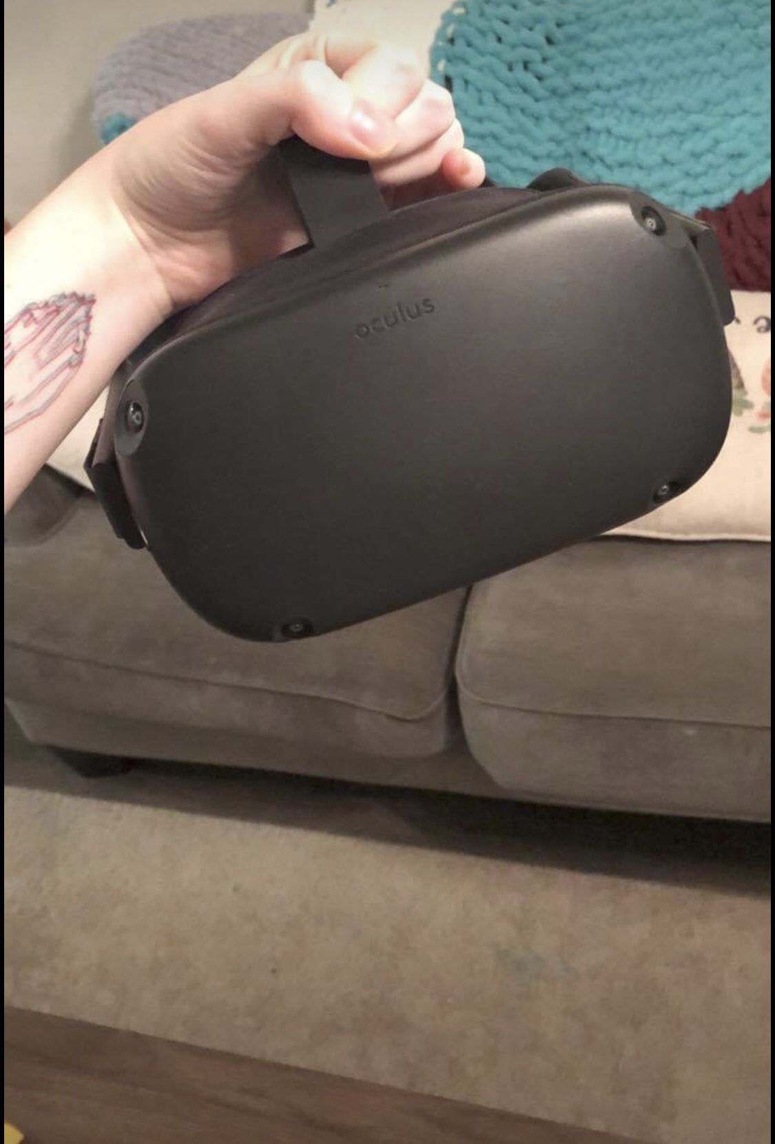 Oculus Quest VR Head Set