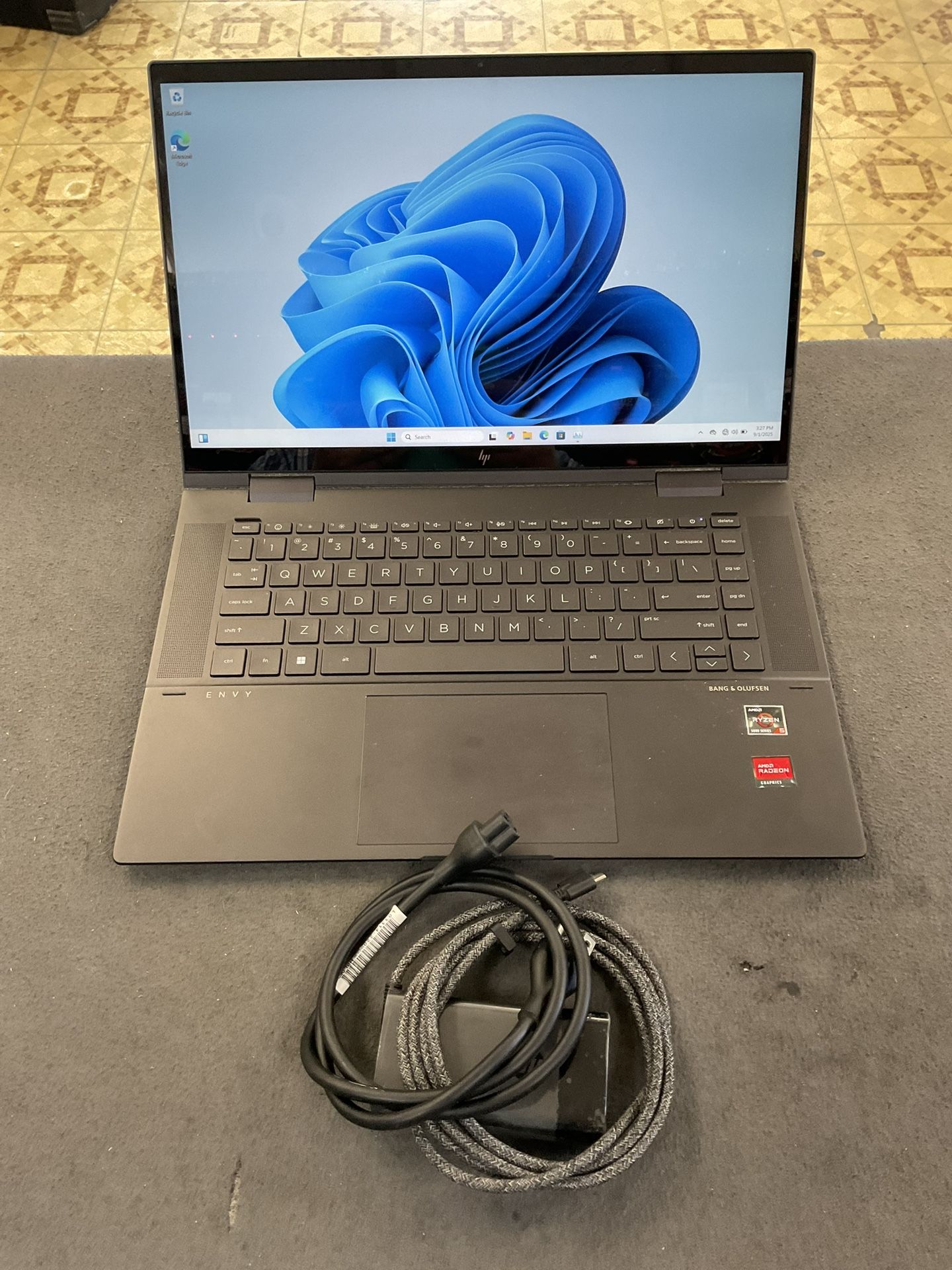 HP Envy 360