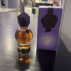 Women’s Perfume 