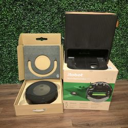 $650 iRobot Roomba Combo J9+, Self Emptying Vacuum & Auto-Fill Mop