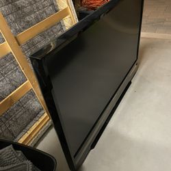 Samsung 56 Retro HD rear projection tv