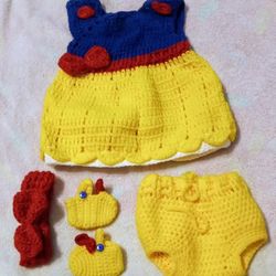 Snow White Crochet Baby Coatume