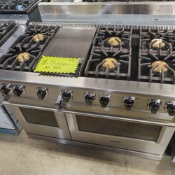 VIKING 48 INCH WIDE GAS RANGE WITH GRIDDLE 