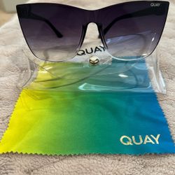 Come Thru Cat Eye Quays