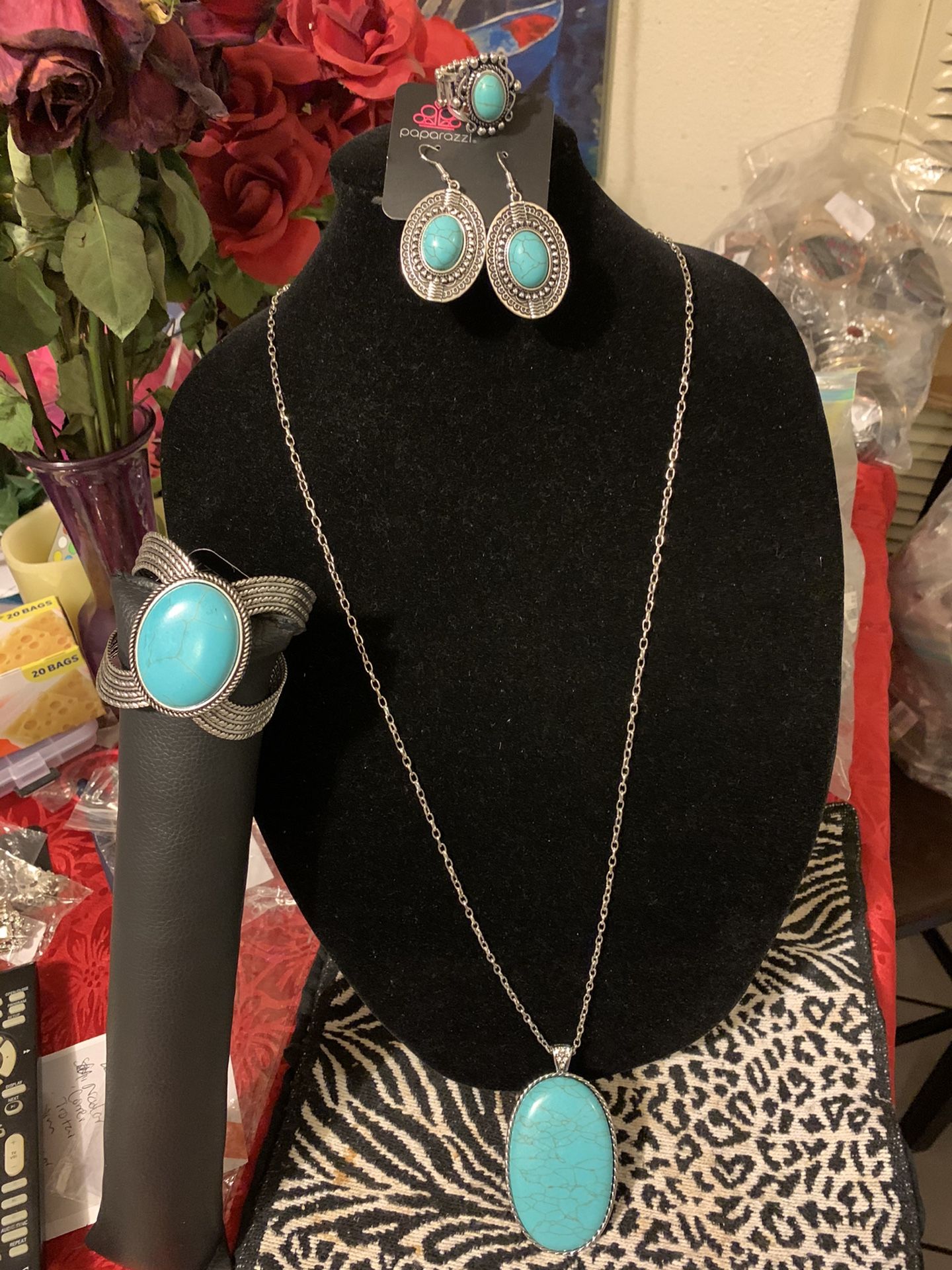 New 4pc set color silver with turquoise stones