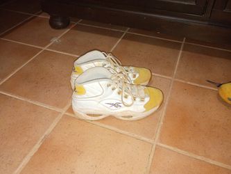 Rebook Question MID yellow toe KOBE MAMBA PE Lakers