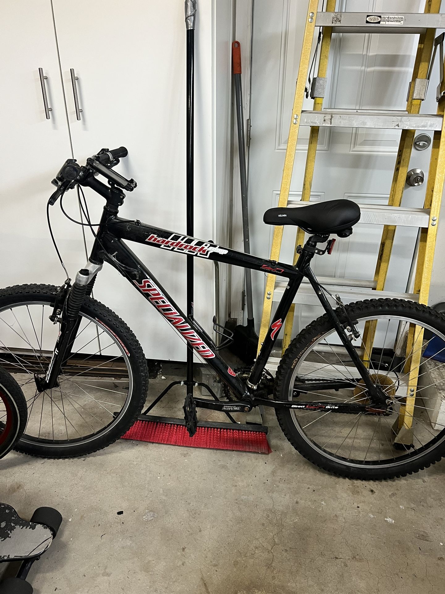 Specialized Mountain Bike