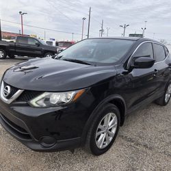 2017 Nissan Rogue From $ 1,490 Down 