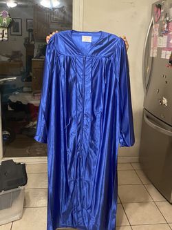 Graduación Gown With Cap