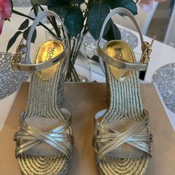 Amazing New In Box Michael Kors Shoes