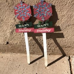Set Of Two 26 Inch Christmas Festive Yard Stake 