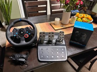 Logitech G29 Racing Wheel + Pedals (Shifter)