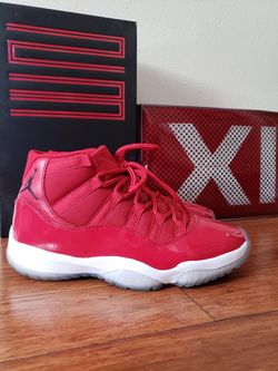 Retro Jordan XI " Win Like 96 "